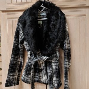 Maurice's Women Coat New condition